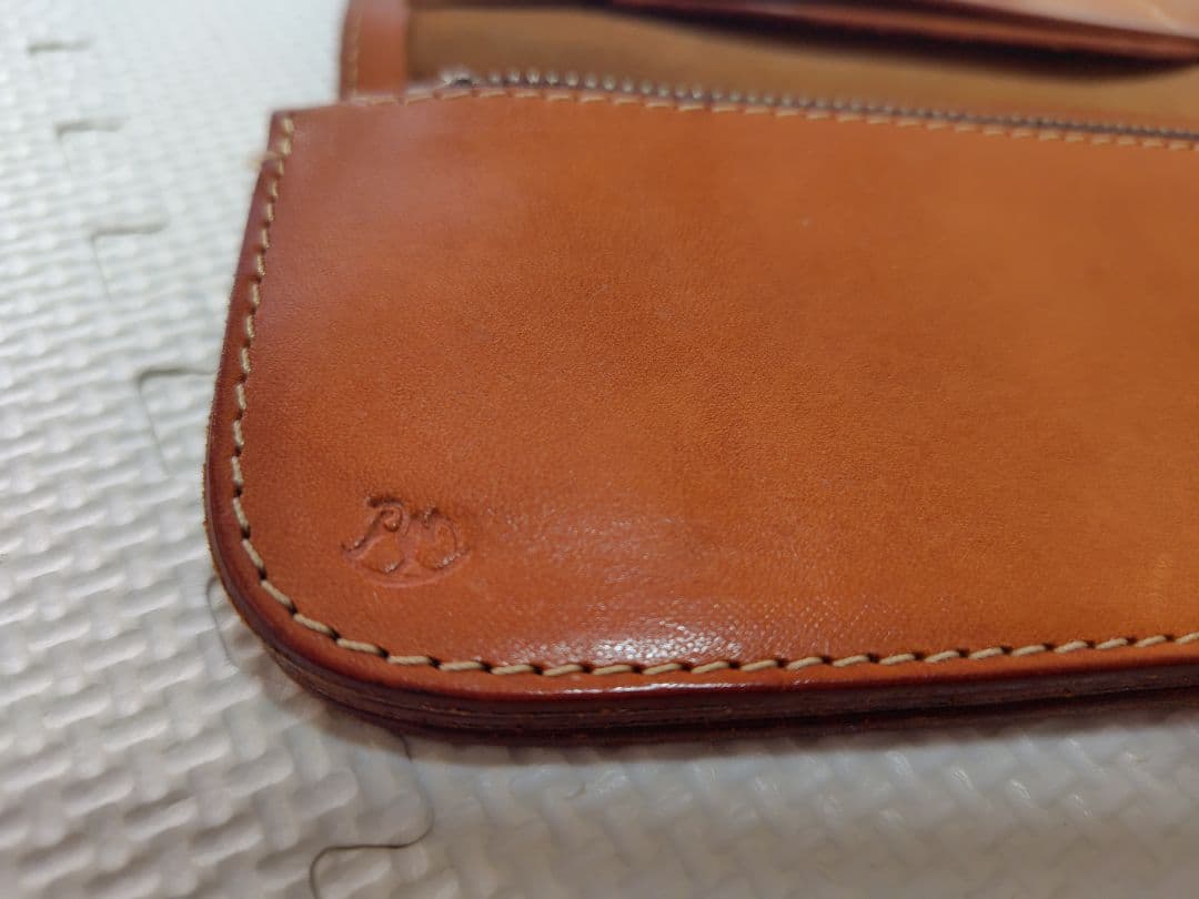 【美品】レッドムーン長財布(ロープ付)