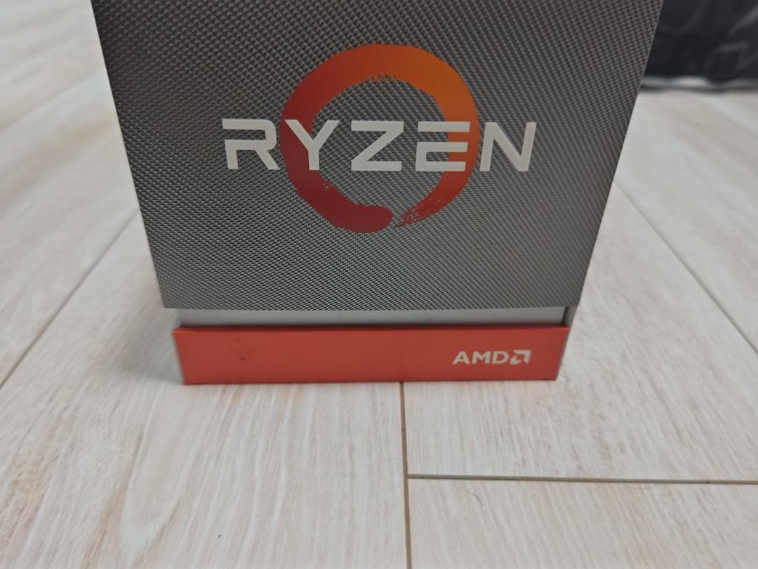AMD Ryzen 3900X　BOX