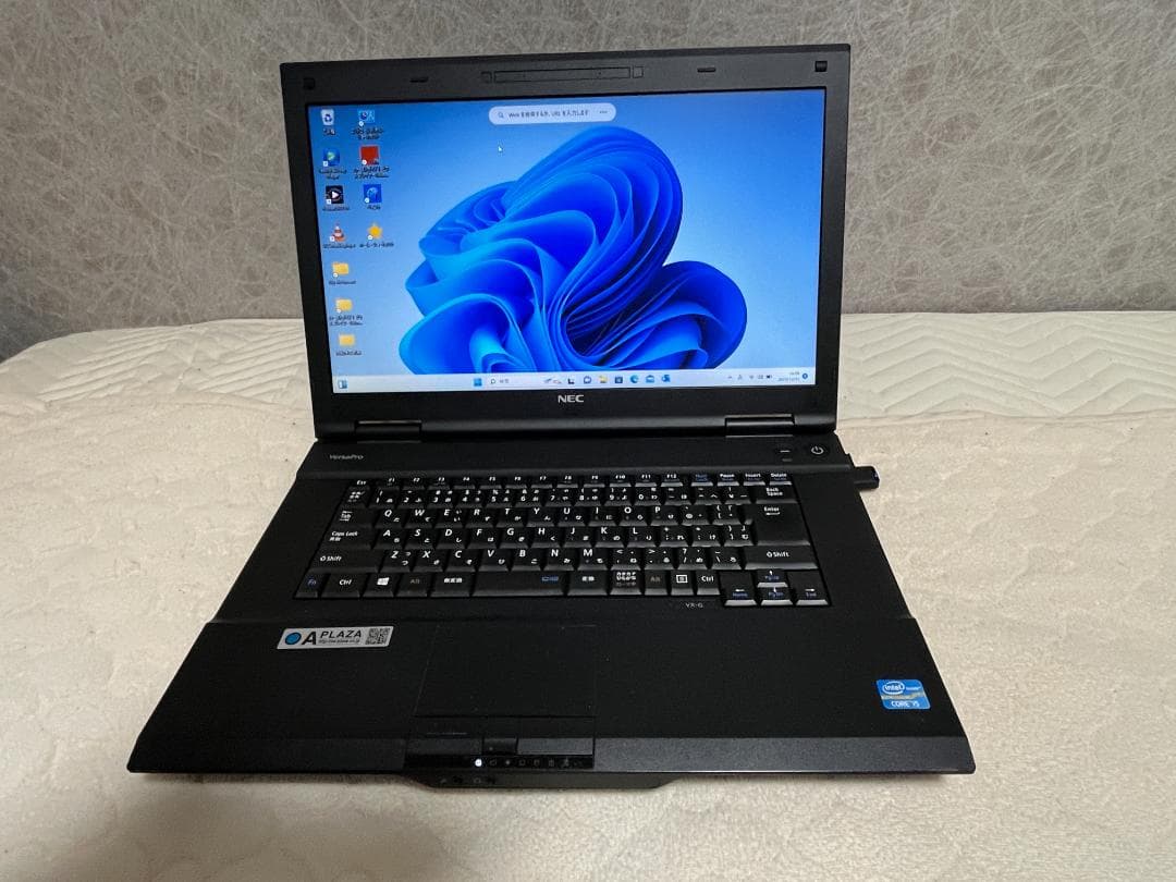 NEC PC-VK26TXZNG 15.6インチ　Windows11 i5
