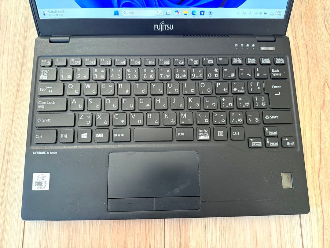 軽量746g LIFEBOOK U9310/Di5メモリ8GB SSD128GB