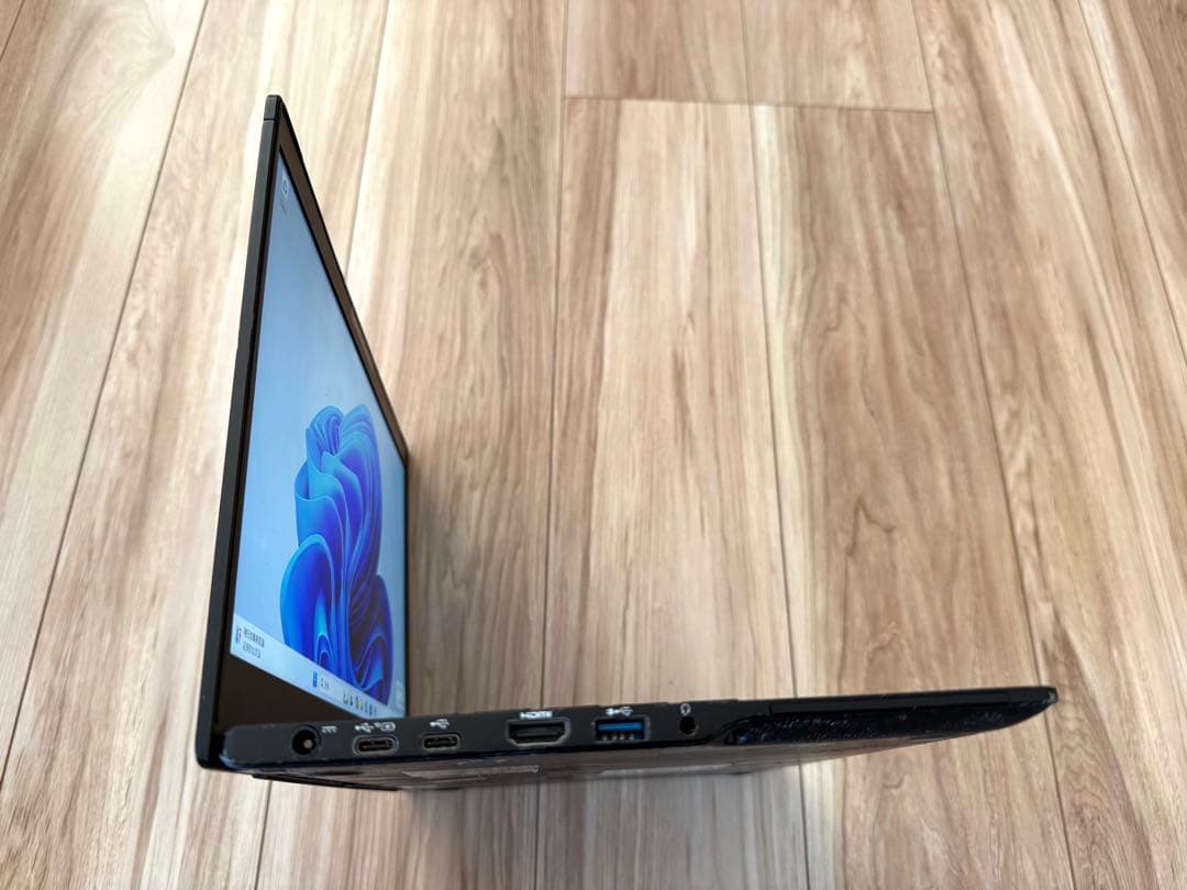 軽量746g LIFEBOOK U9310/Di5メモリ8GB SSD128GB