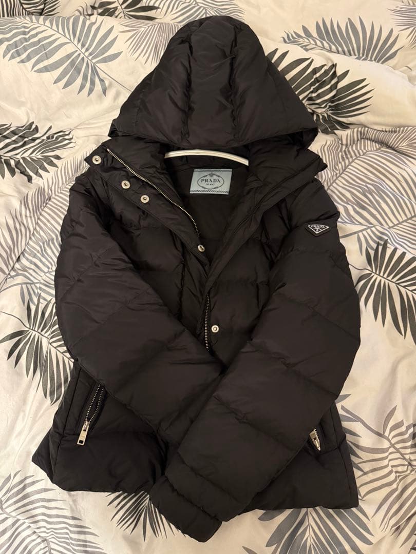 サイト内最安!? 美品　PRADA 29X544 ショートダウン ブラック