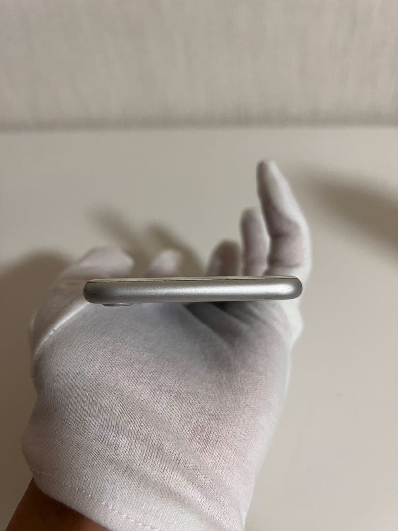 iPhone8 64GB シルバー　箱無し