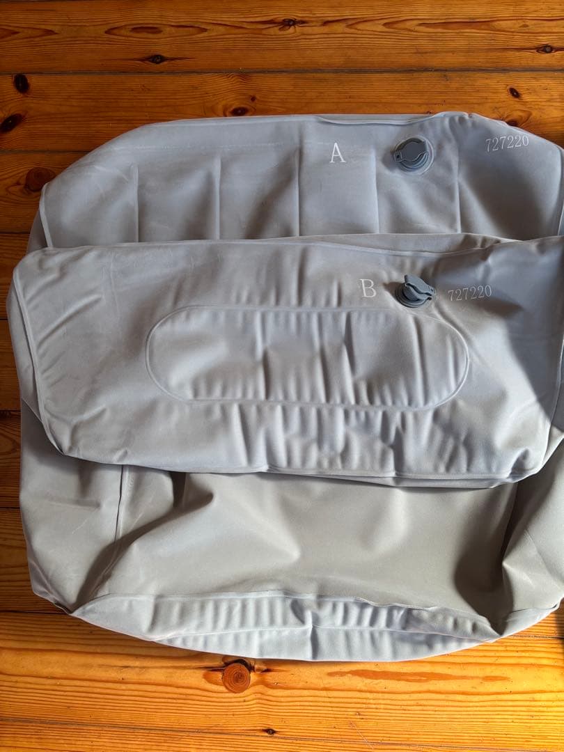 無印良品　空気でできたソファ　チャコール