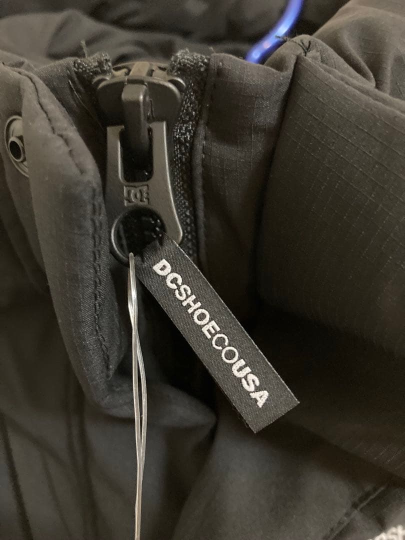 【新品未使用】ディーシーシューズ DC SHOES ジャケット Lサイズ