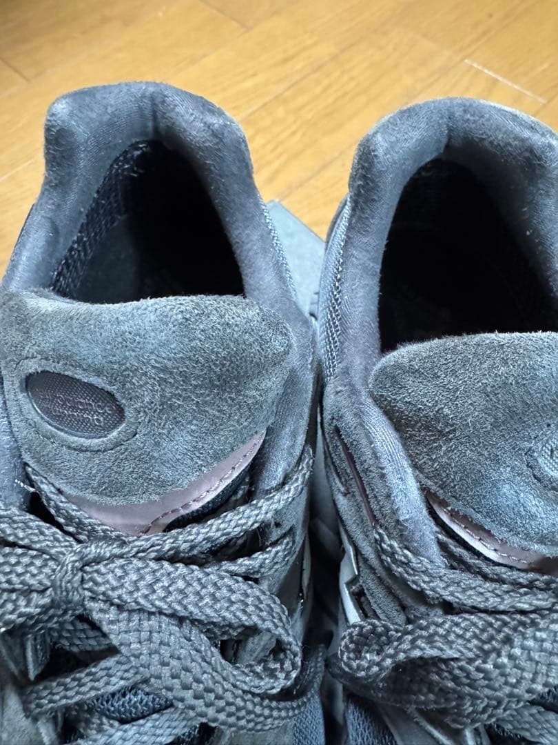 う*た様 美品！！　ニューバランス M2002RXA 28.0cm