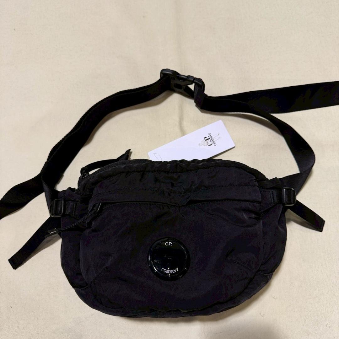 25aw 新品 C.P.COMPANY シーピーカンパニー クロスボディバッグ