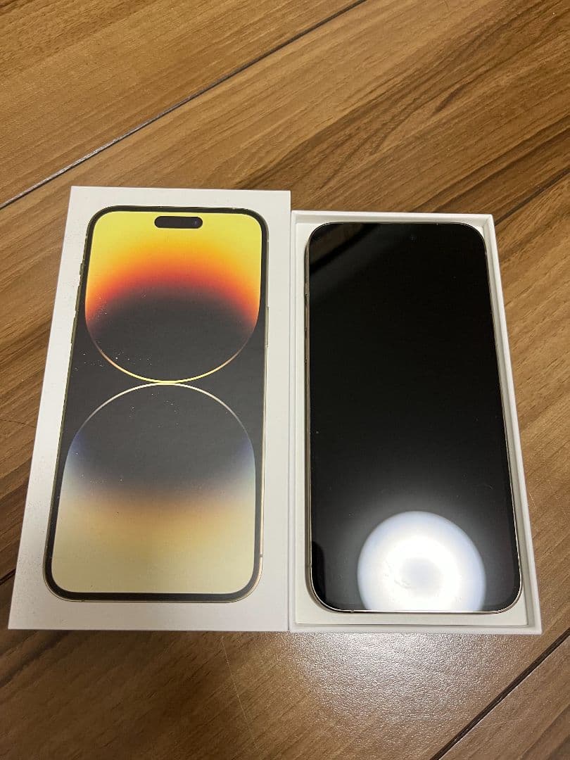 ドコモAppleiPhone14ProMaxゴールド256GB本体アップル