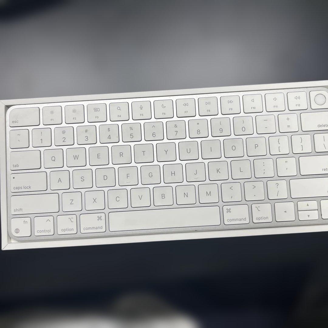 MacBookアクセサリー Magic Keyboard with Touch ID