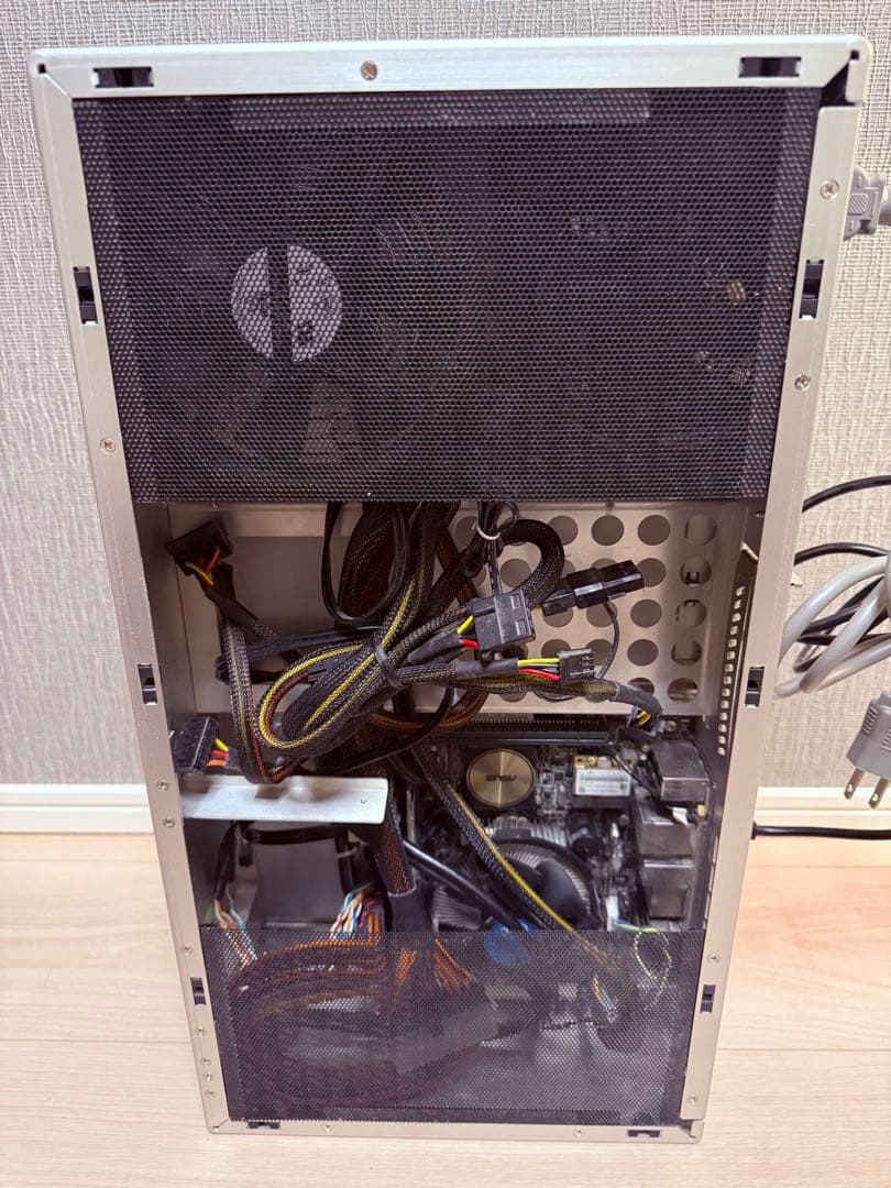 自作PC Lian li PC-Q19