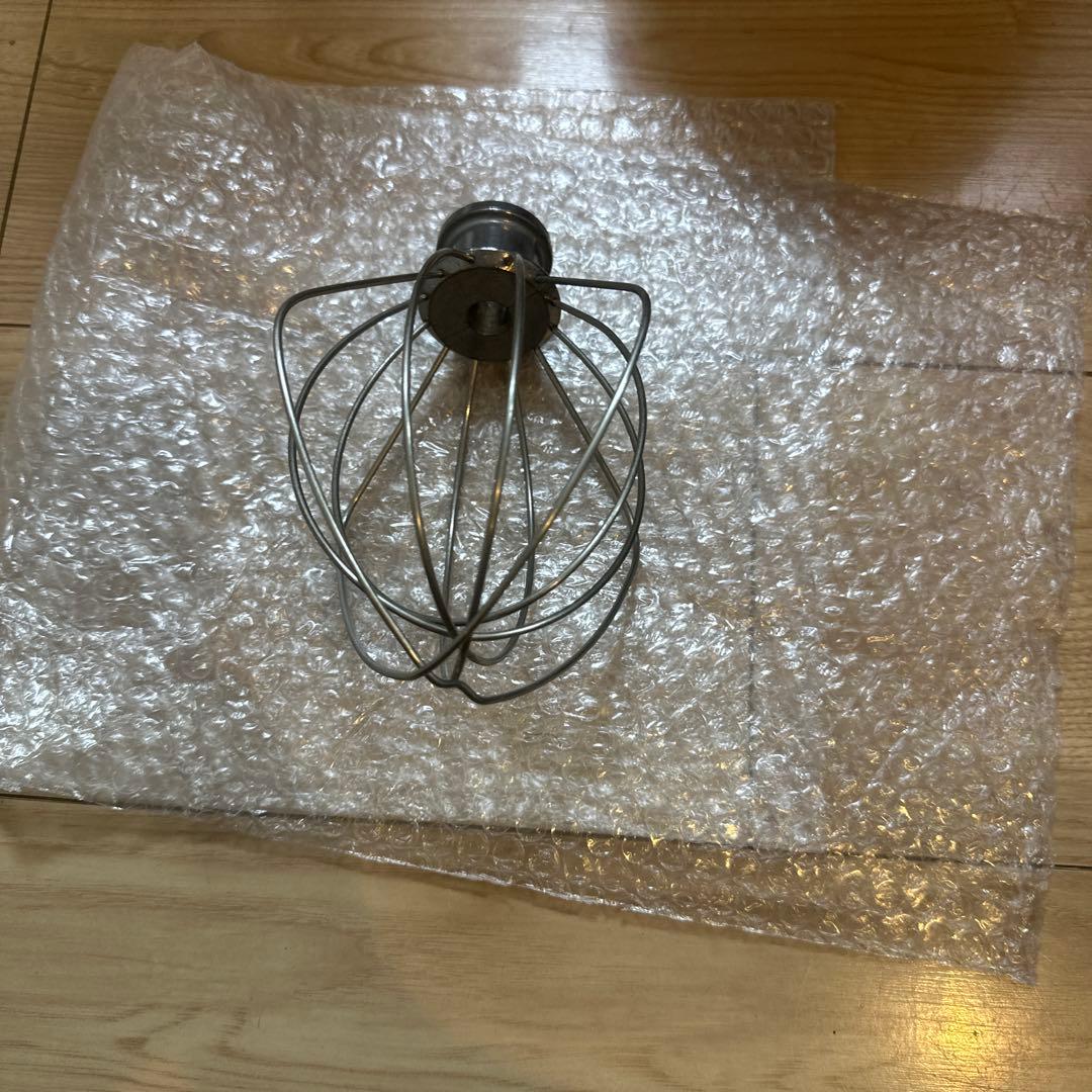 中古品￼キッチンエイド　スタンドミキサー（ホワイト）