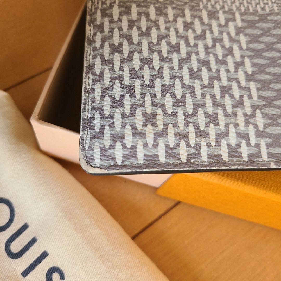 (値下げ)希少　ルイヴィトン　ダミエ　グラフィット　3Dプラザ　ICチップ