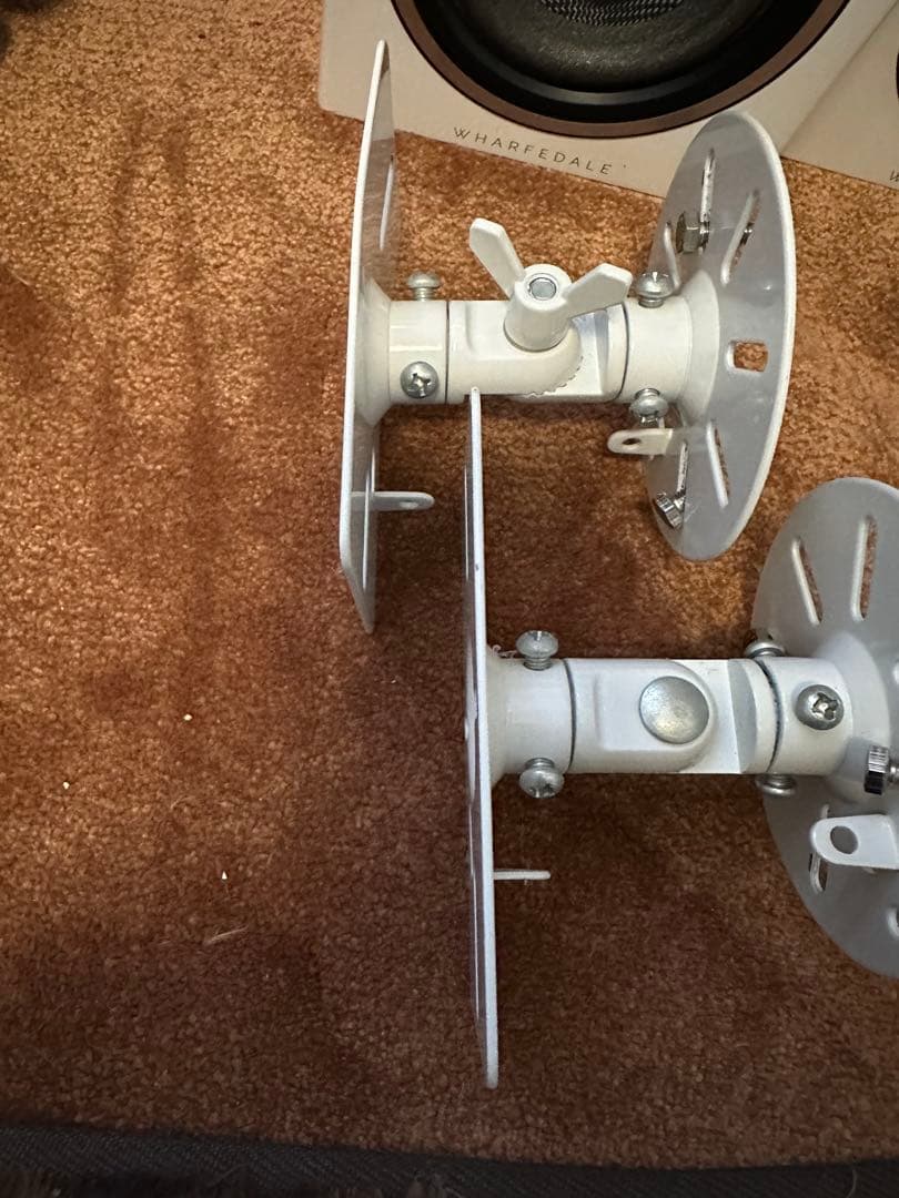 WHARFEDALE DIAMOND 11.0 壁掛けブラケット付