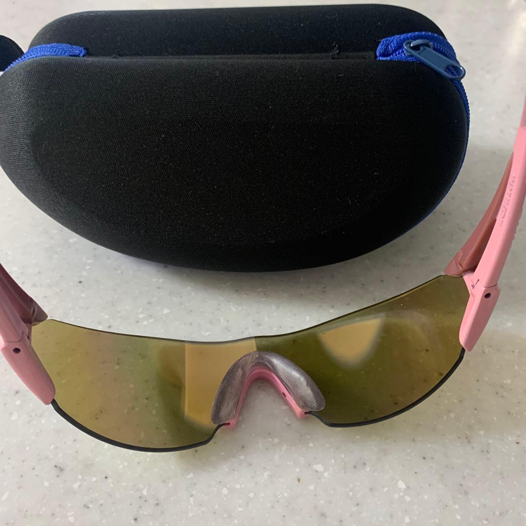 マラソン　SWANS ピンク サングラス ケース付き