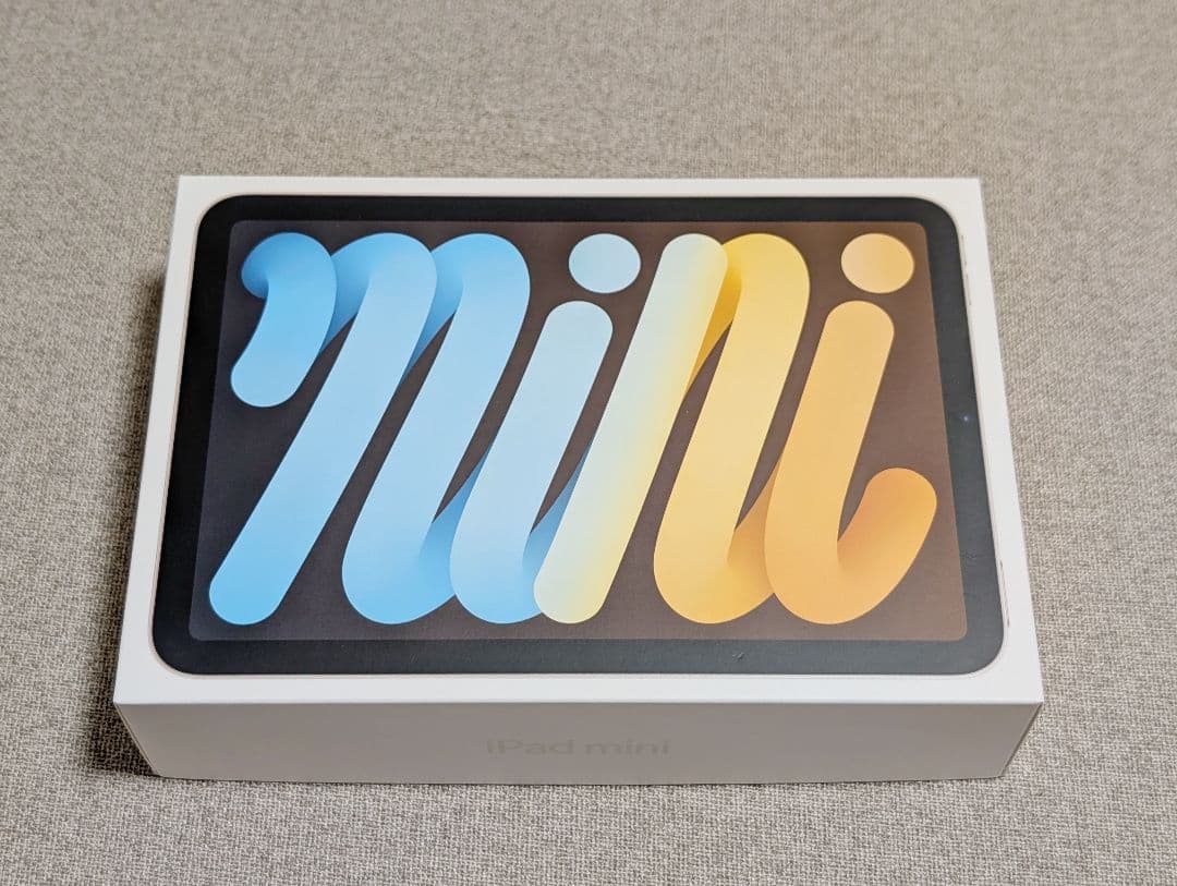 美品 iPad mini 第6世代 64GB cellular スターライト