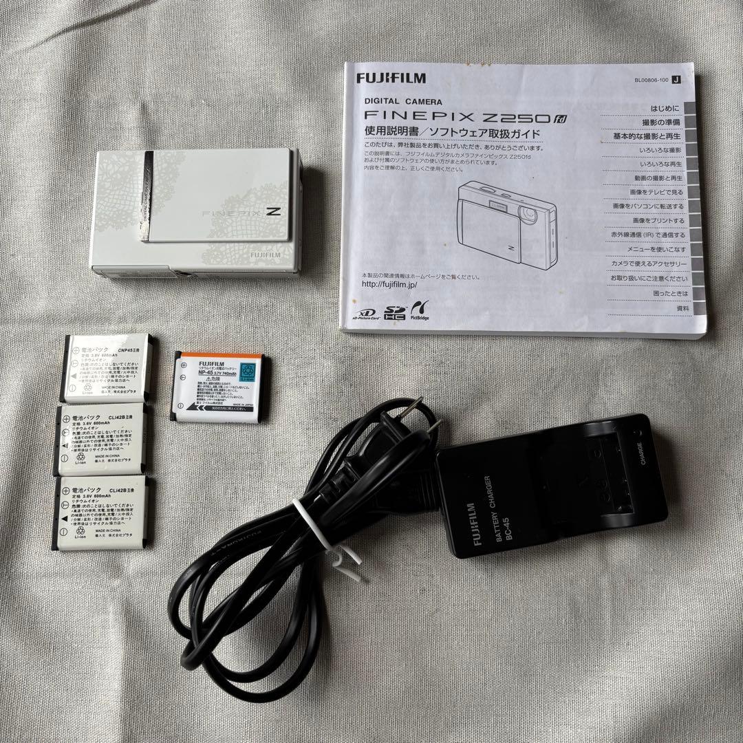 [付属品有]FUJIFILM FINEPIX Z250[中古]