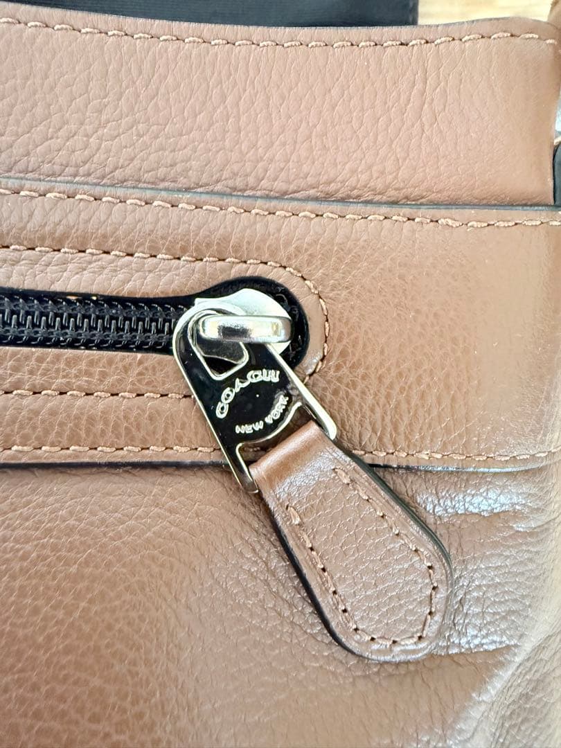 COACH コーチ ショルダーバッグ レザー ブラウン メッセンジャー 大容量