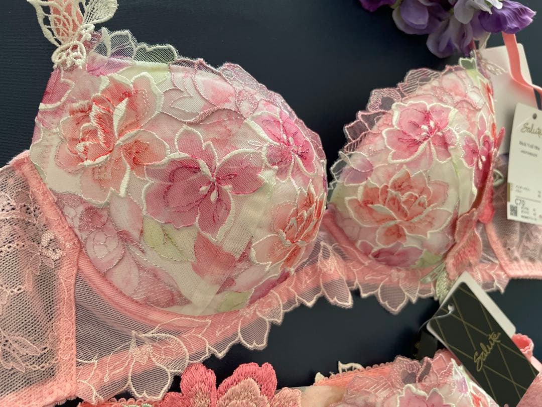 サルート C70/M 06G PI ベトナムの花嫁