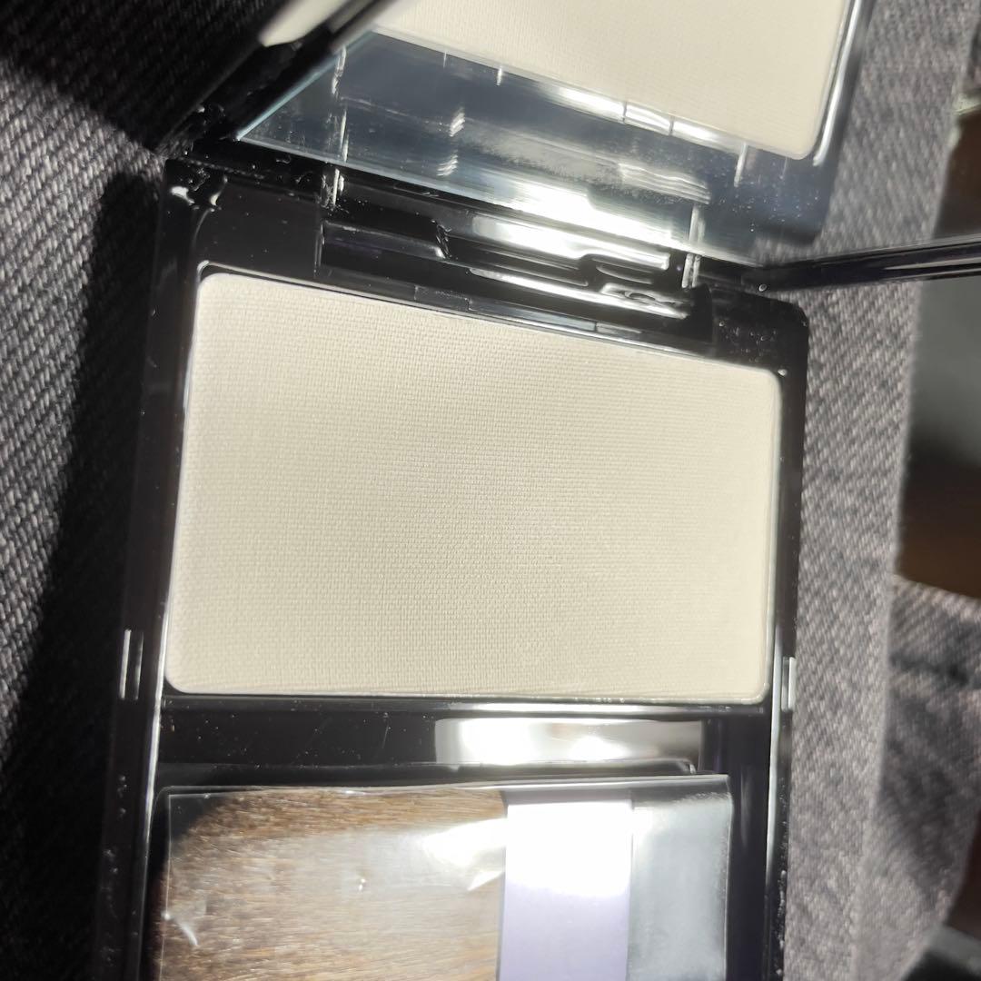 資生堂　ハイライト　WT905 ルミナイジング　サテンフェースカラー