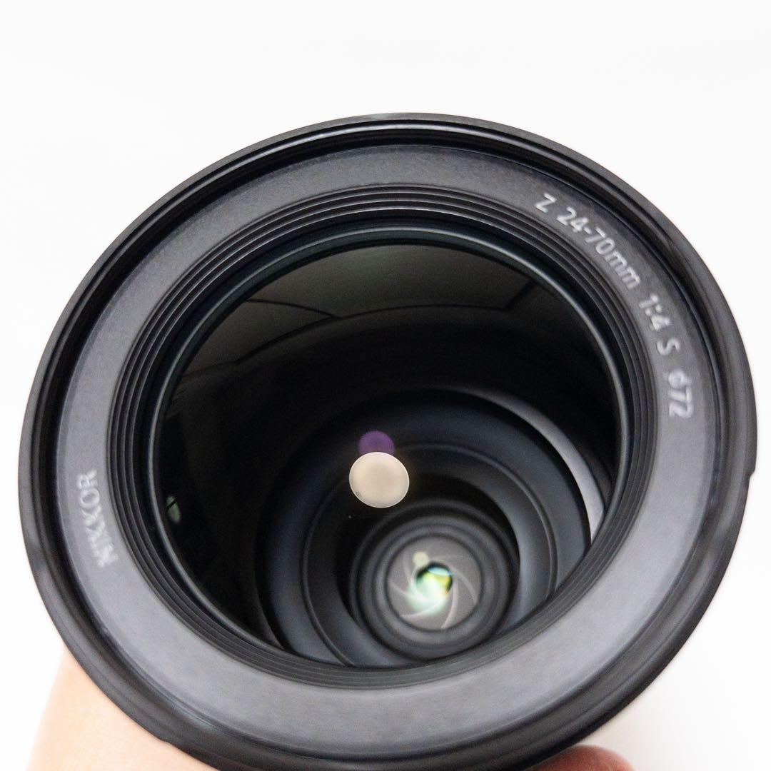 NIKKOR Z 24-70mm F4 S レンズフード付 S-Line