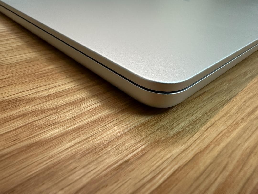 M2MacBookAir USキーボード 24GBメモリー 512GB