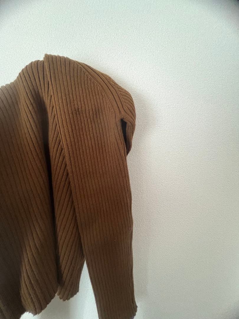 お値下げ中　Dries van noten リブ編みタートルネック　ニット