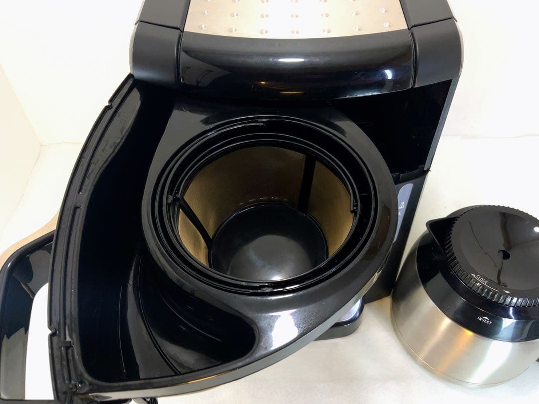 デロンギ　ドリップコーヒーメーカー　10カップ