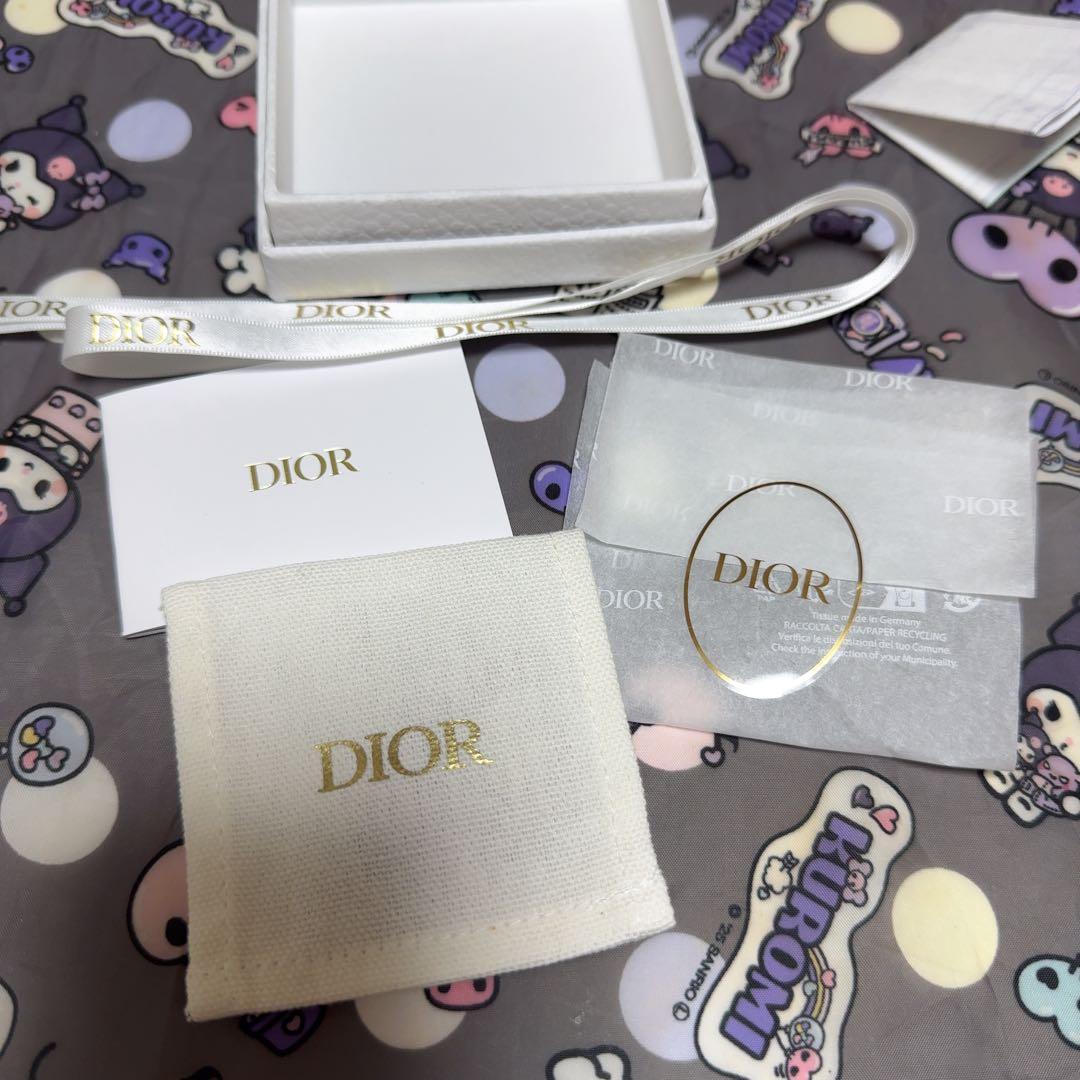 DIOR ヘアピン　正規品　ミスディオールidolヘアクリップ　カーフスキン