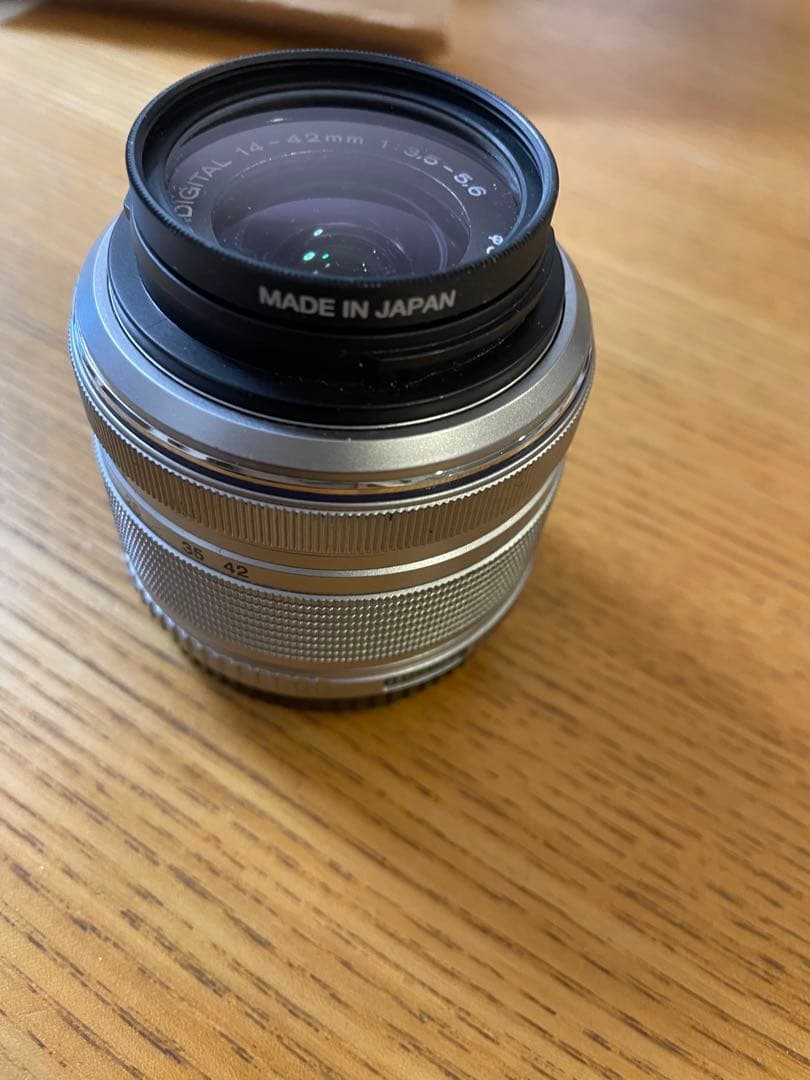 OLYMPUS PEN light E-PL6 ミラーレス一眼レフ　カメラ