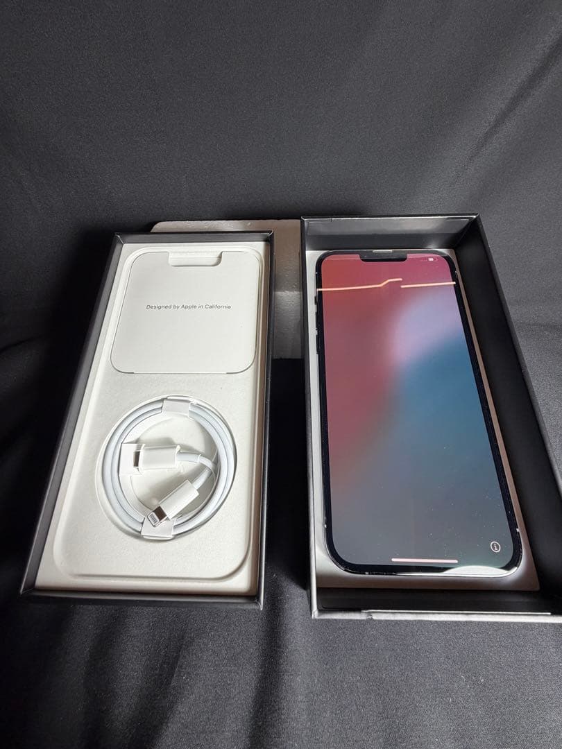 iPhone 13 Pro Max SIMフリー バッテリー99% 傷無し極美品