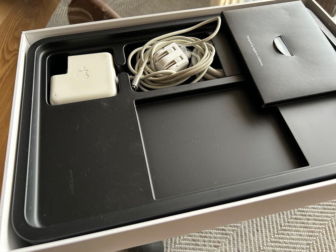 Apple MacBook Air A1465 11インチ