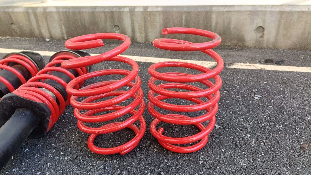 ワゴンＲスティングレー　MH23s　ダウンサス　Fショックおまけ