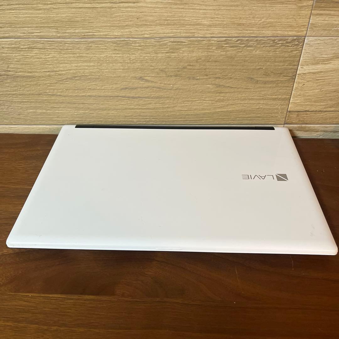 NEC LAVIE 15.6インチノートPC