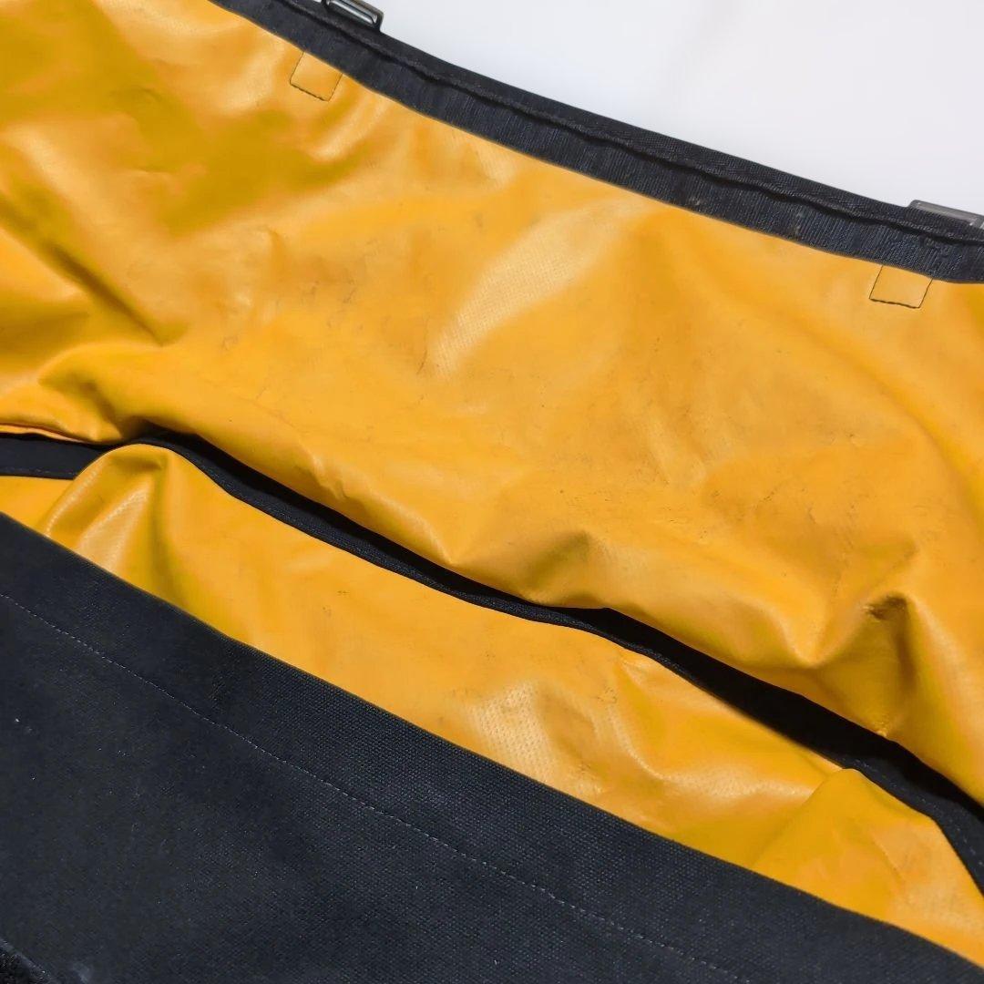 De Martini 3602 ブラック キャンバスメッセンジャーバッグ