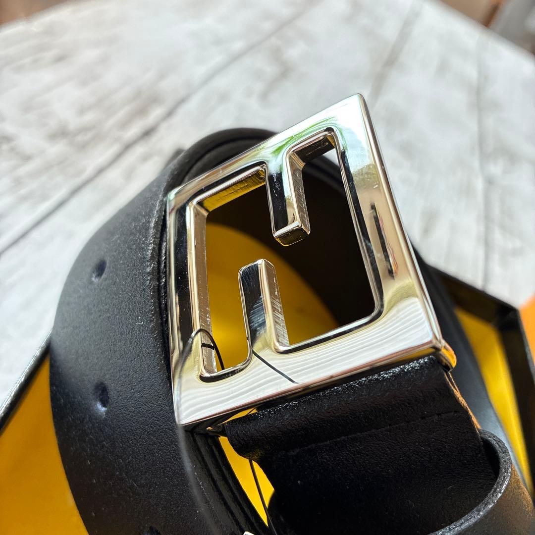 FENDI ベルト ③