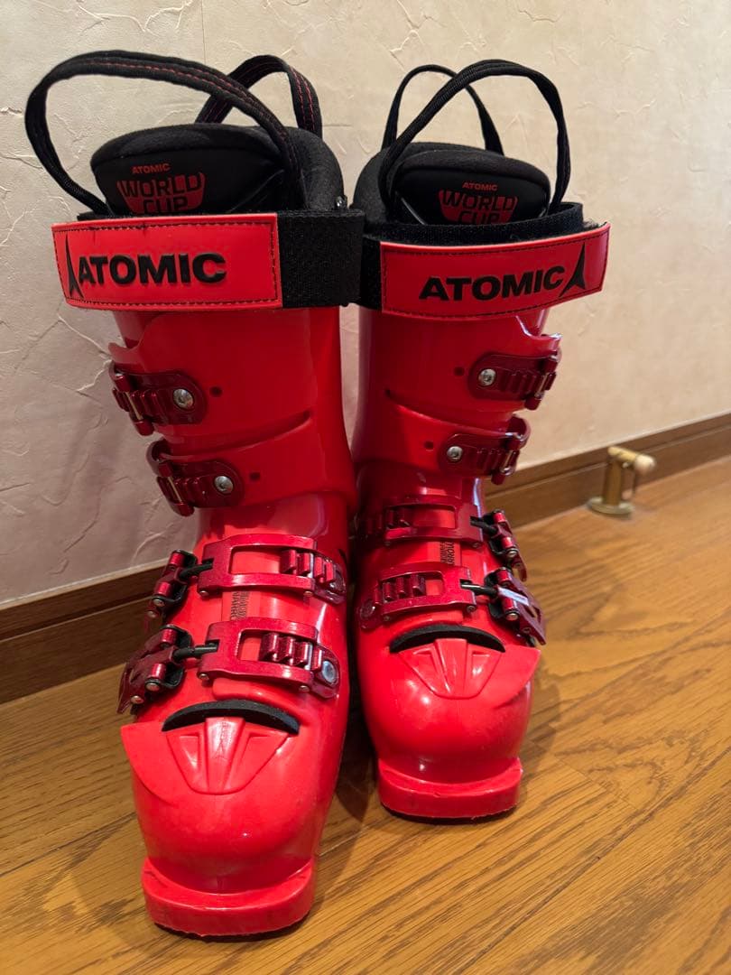 ATOMIC REDSTER TEAM ISSUE 110 スキーブーツ2022