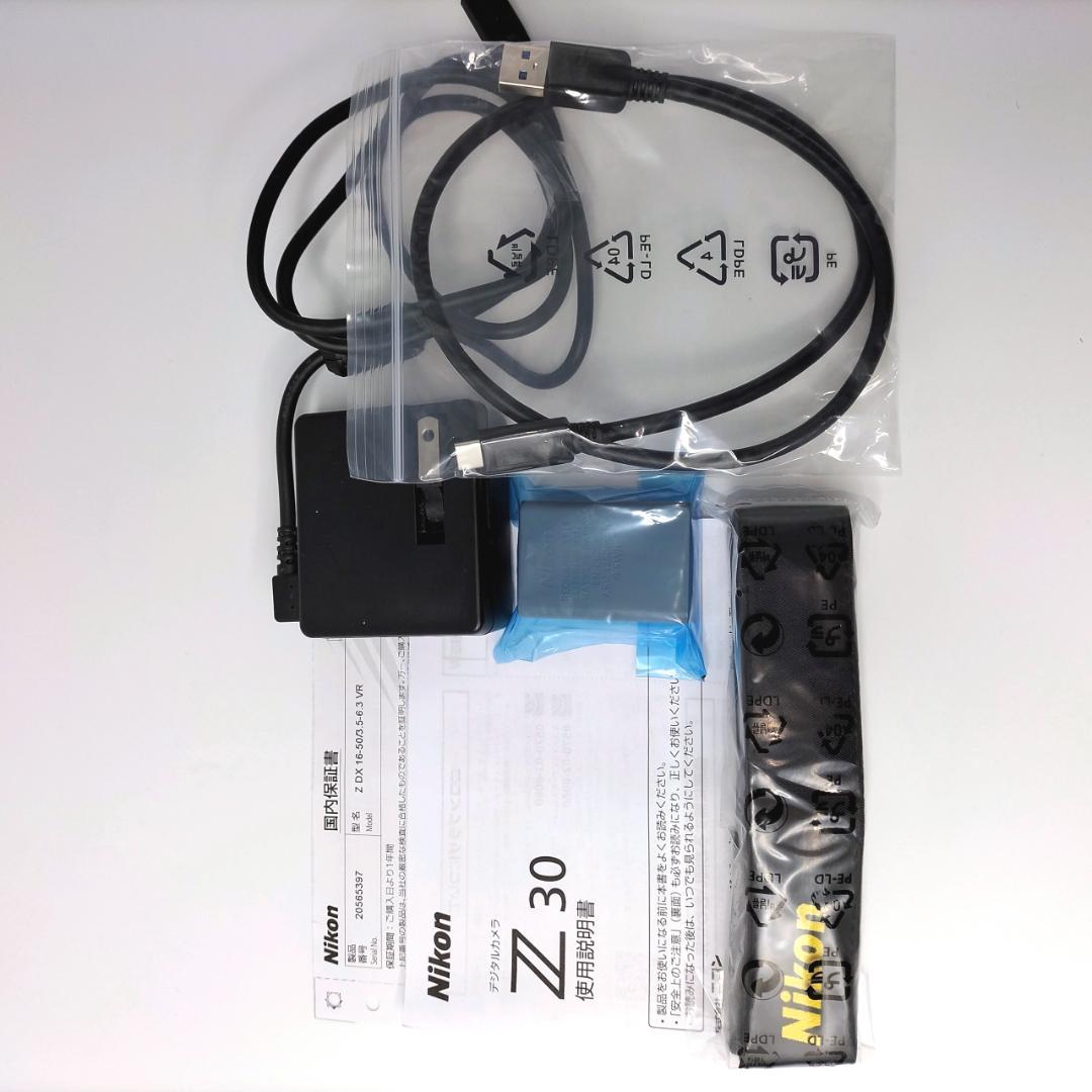 【未使用級】Nikon Z 30 レンズキット ミラーレス一眼 箱付