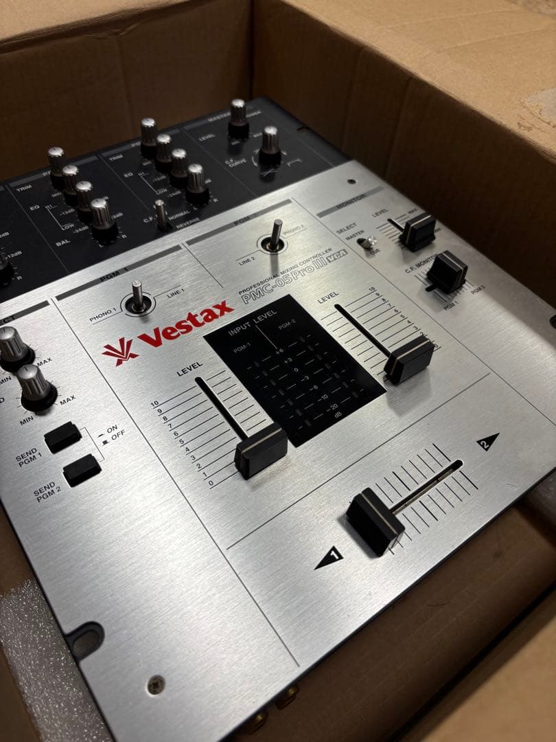Vestax PMC-05Pro III DJミキサー