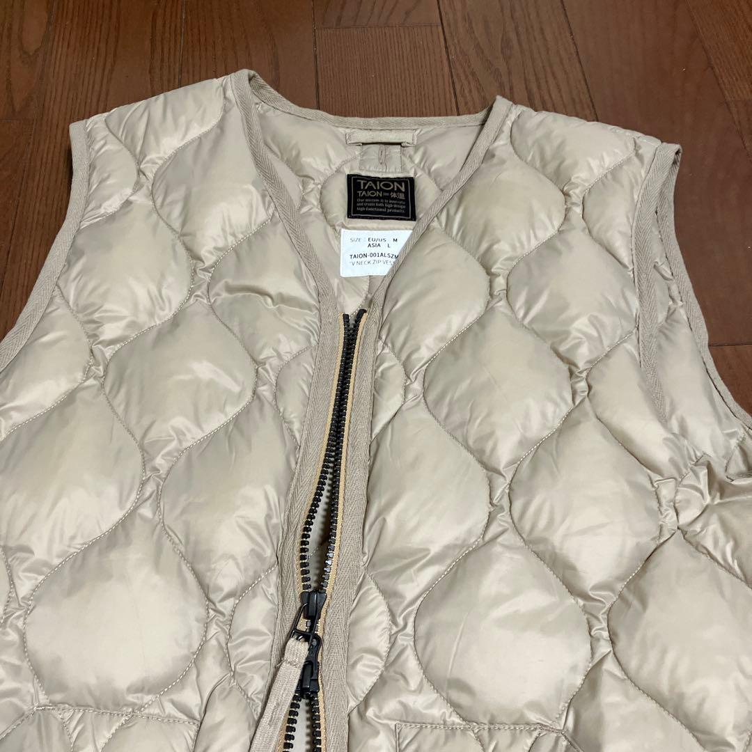 美品TAION タイオン MILITARY V NECK WZIPダウンベスト
