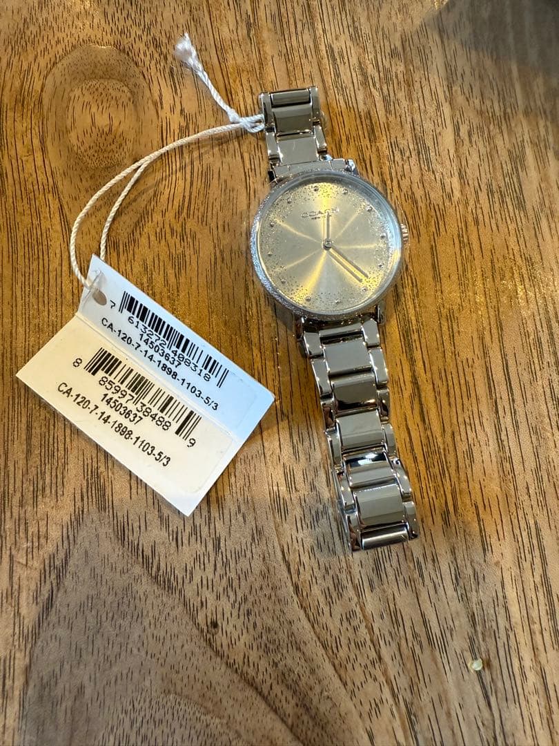 k*g様 22,000円相当‼️【新品未使用タグ付き】COACH シルバー 腕時