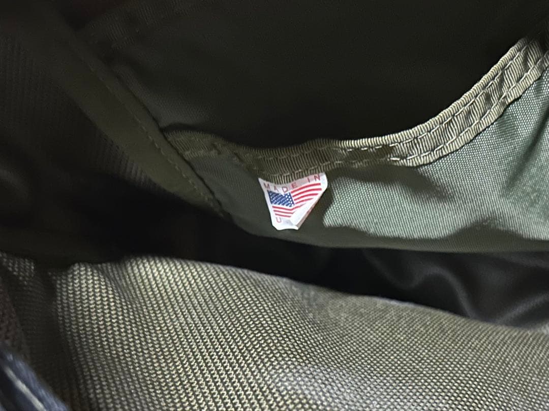 BRIEFING DAY TRIPPER/S MADE IN USA カーキ