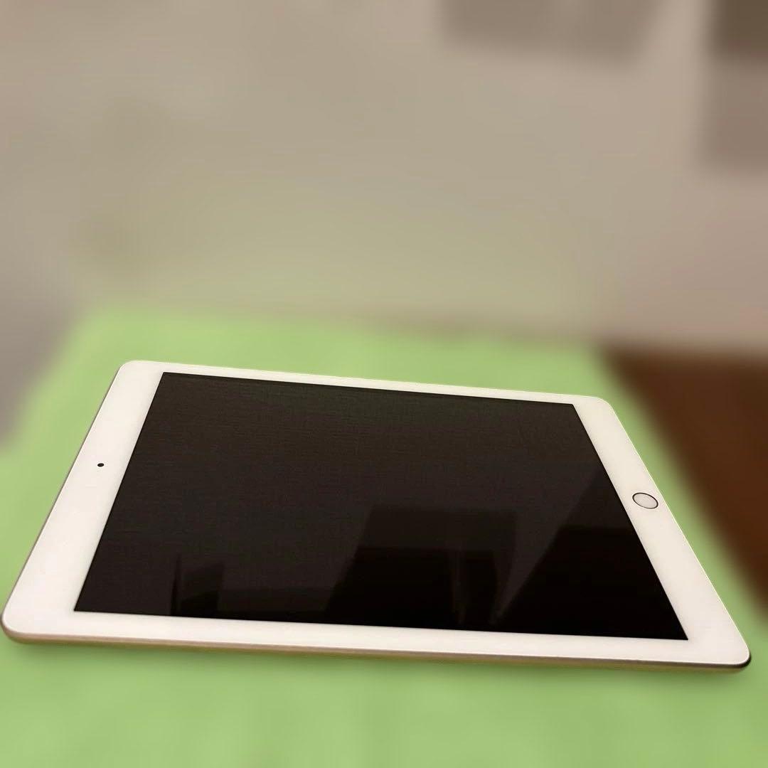 iPad アイパッド　第6世代　128GB