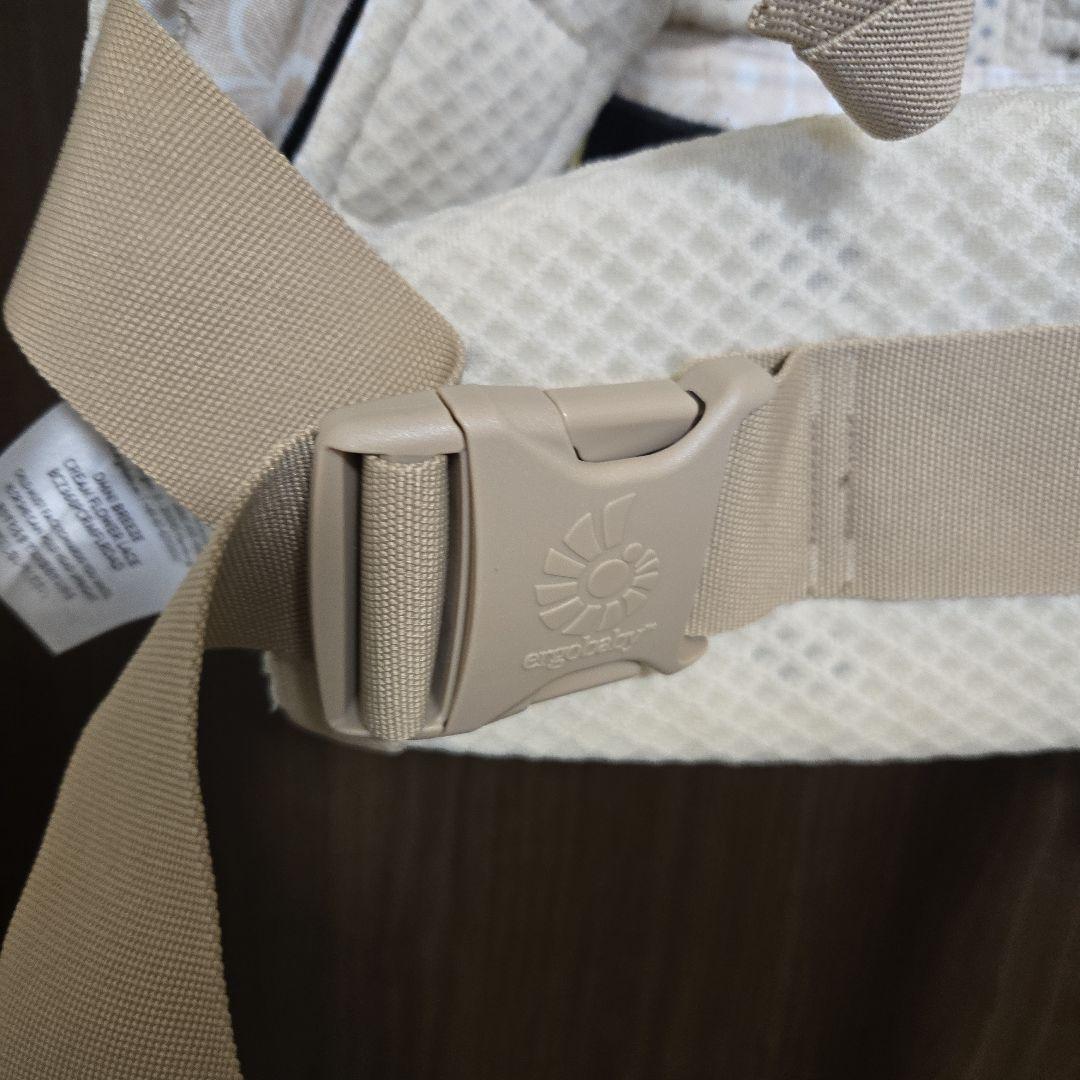 【美品】エルゴベビー オム二ブリーズ抱っこ紐 クリームフラワーレース