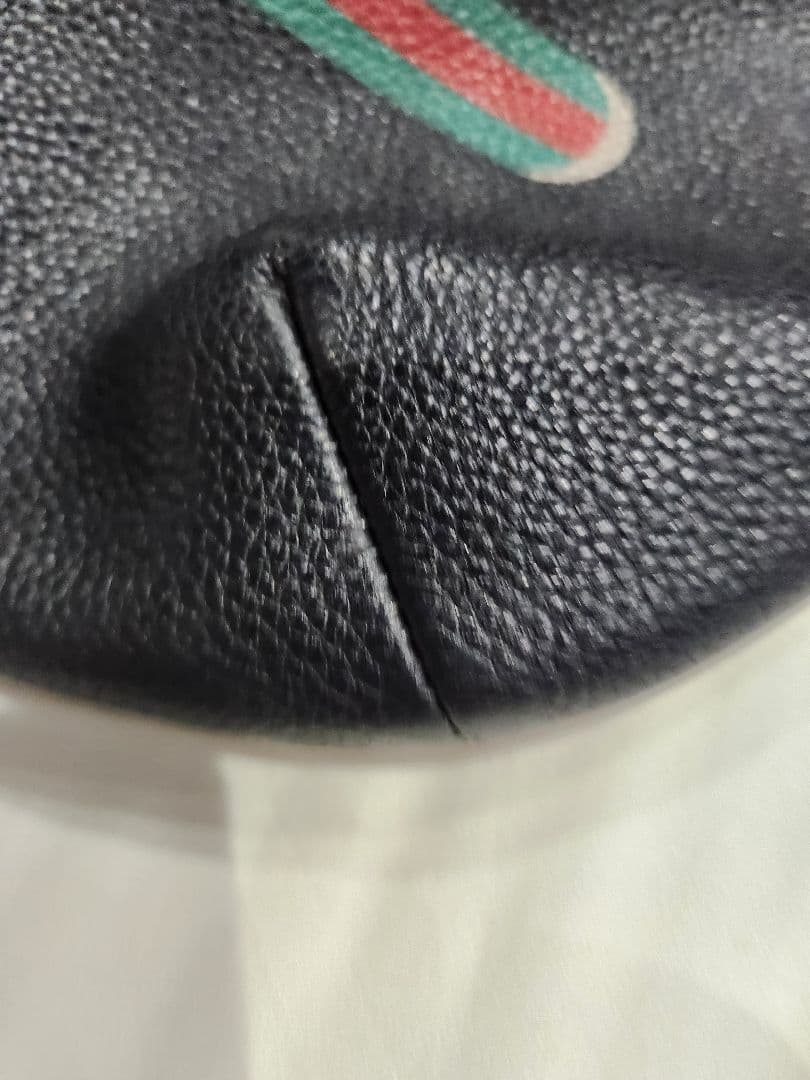 【外装美品最安値】GUCCI ヴィンテージロゴレザー ウェブボディーバッグ