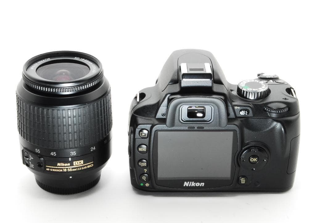 初心者おすすめNikon D60＋18-55mm標準レンズセット☘️