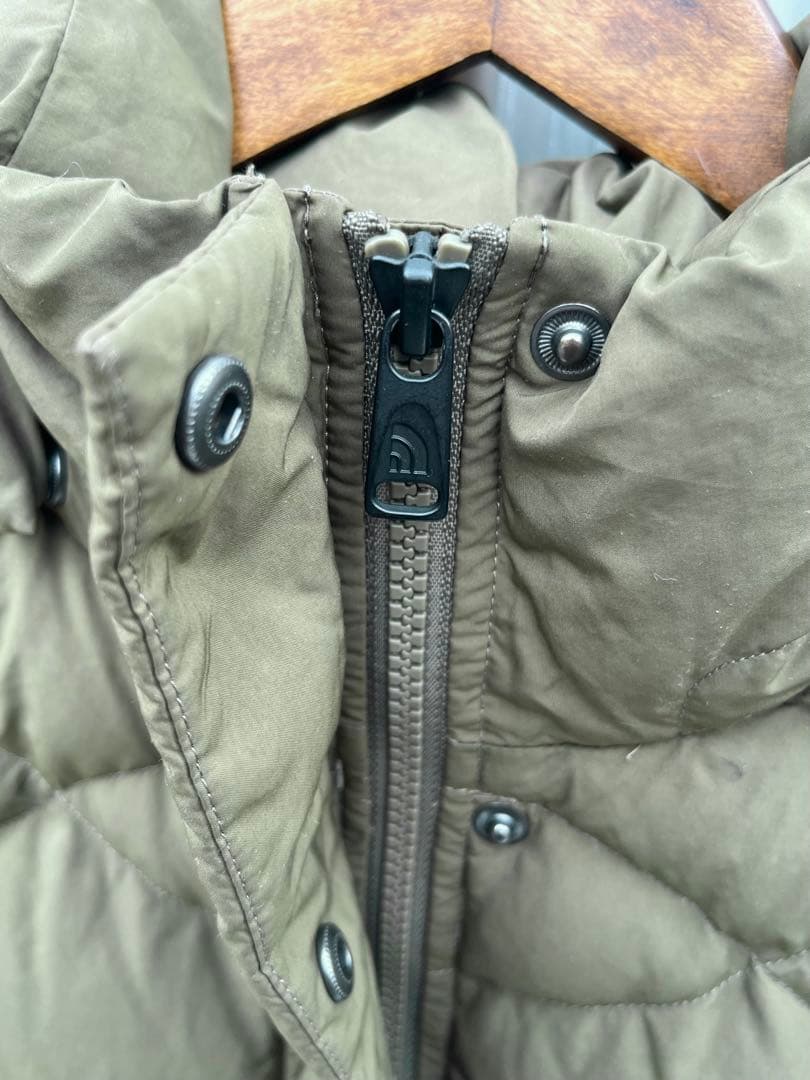 美品 2016ノースフェイス　ダウンコート レディース カーキ