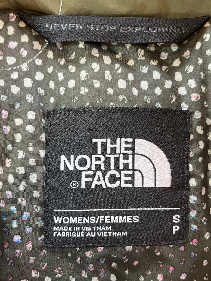 美品 2016ノースフェイス　ダウンコート レディース カーキ