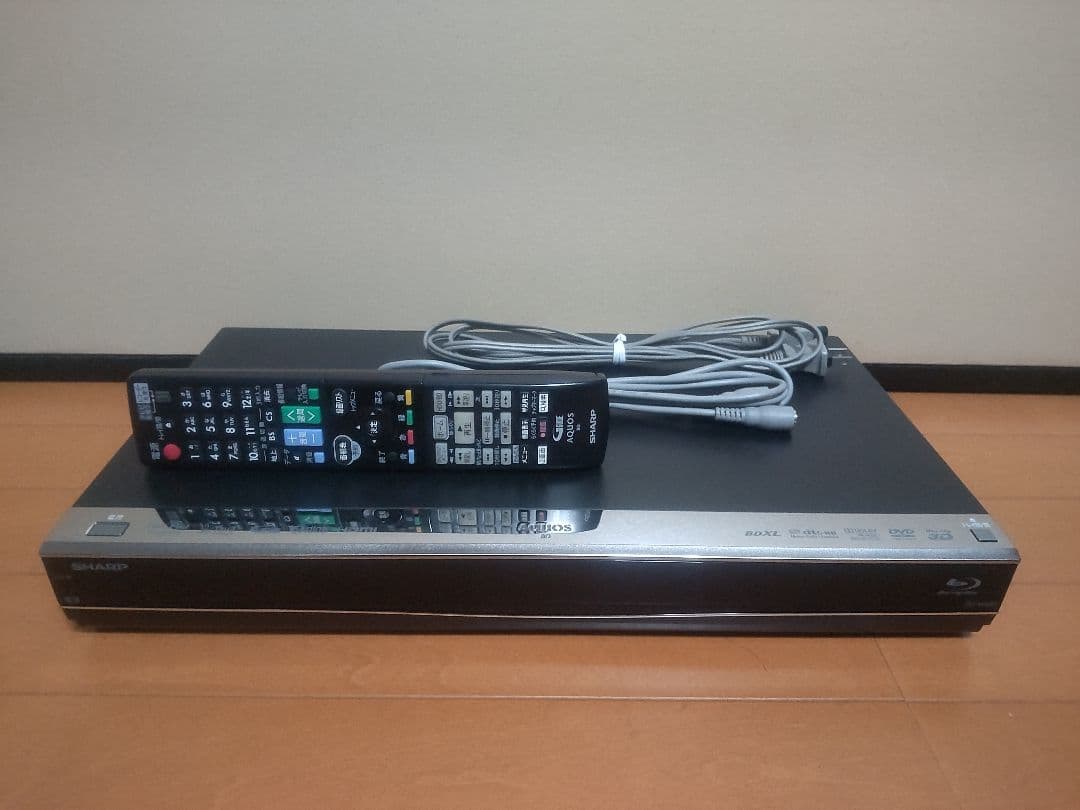 シャープ　AQUOS　BD―W560 500GB→1TB プチメンテ済み