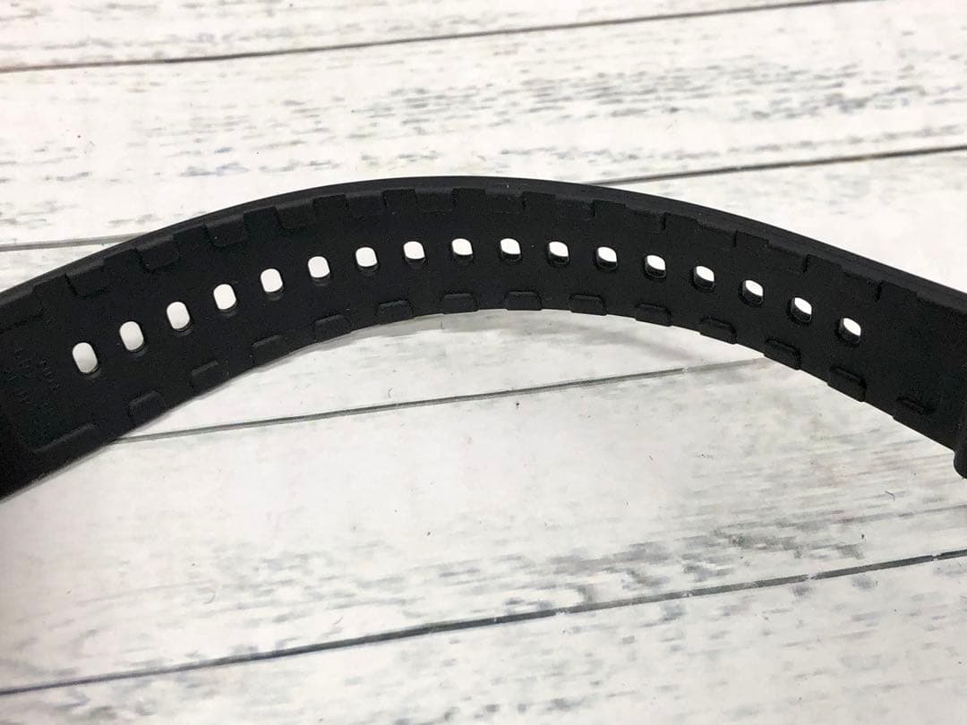 G-SHOCK DW-H5600-1JR G-SQUAD　6869