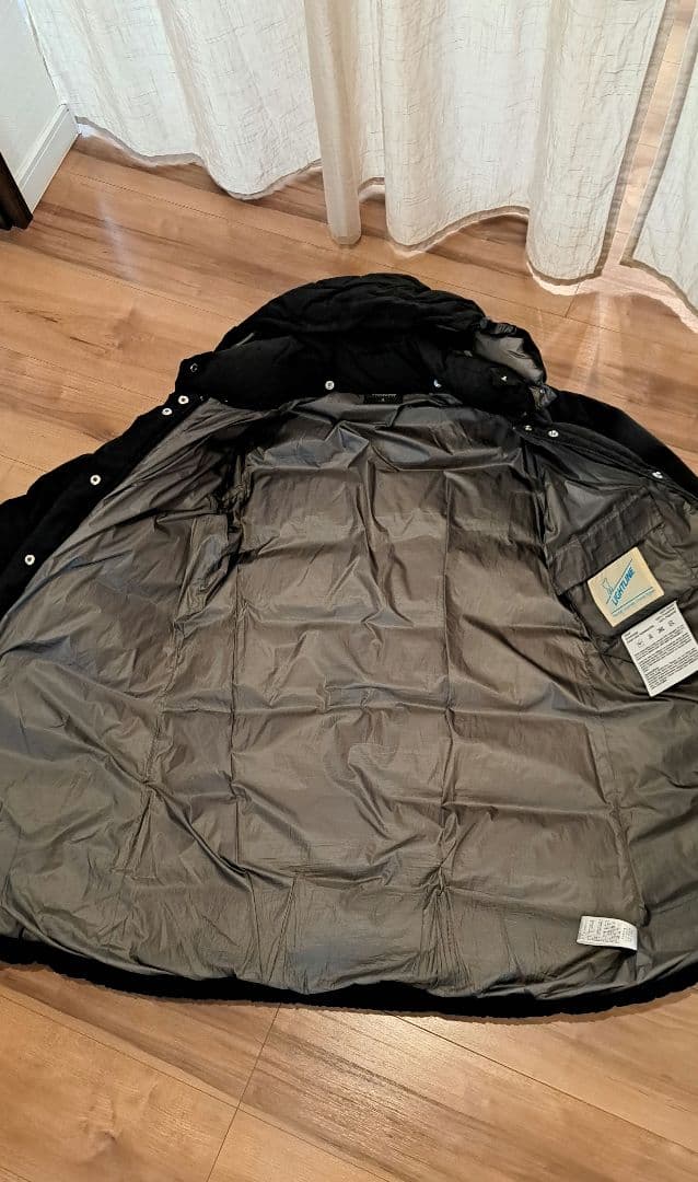 最終)　美品　Mountain Equipment ブラックダウンジャケット